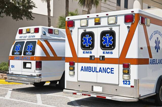 6257109_web1_Ambulances