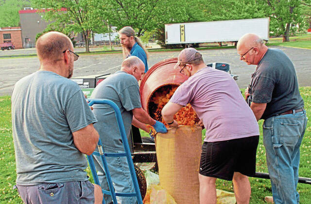 6258282_web1_vnd-sawdust2-060823