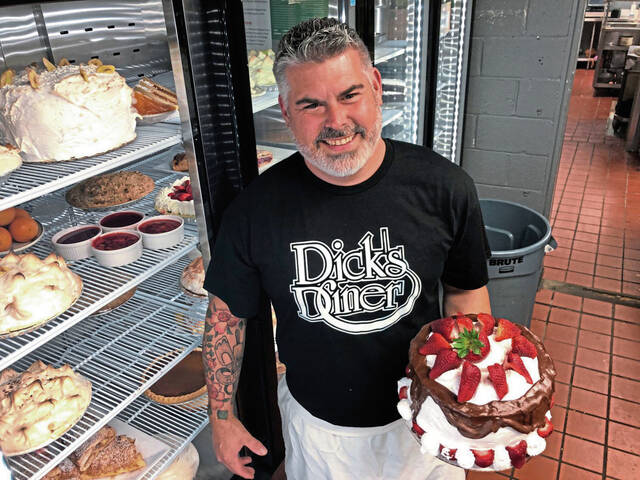 6258789_web1_gtr-DicksDiner-060823