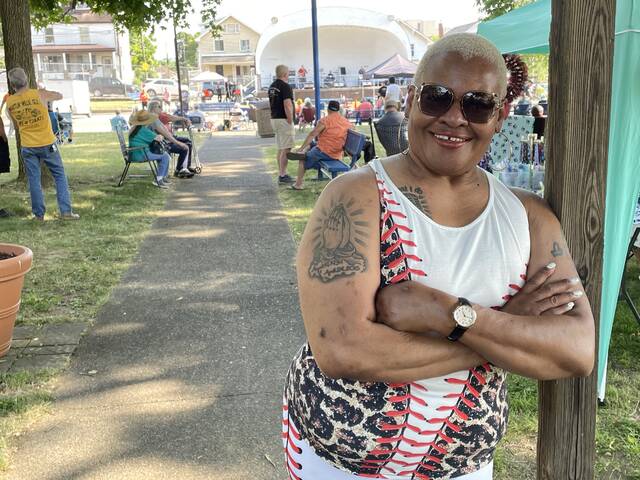 6263053_web1_vnd-RockinRoosevelt2-060523