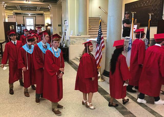 6265855_web1_HER-FCgraduation6-061523