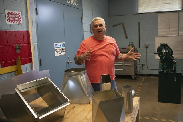 6271321_web1_vnd-sheetmetal2-061223