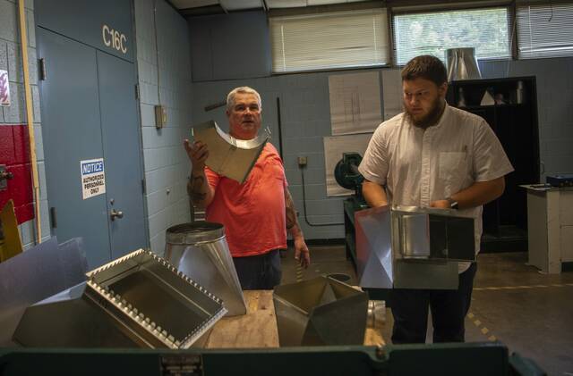 6271321_web1_vnd-sheetmetal3-061223
