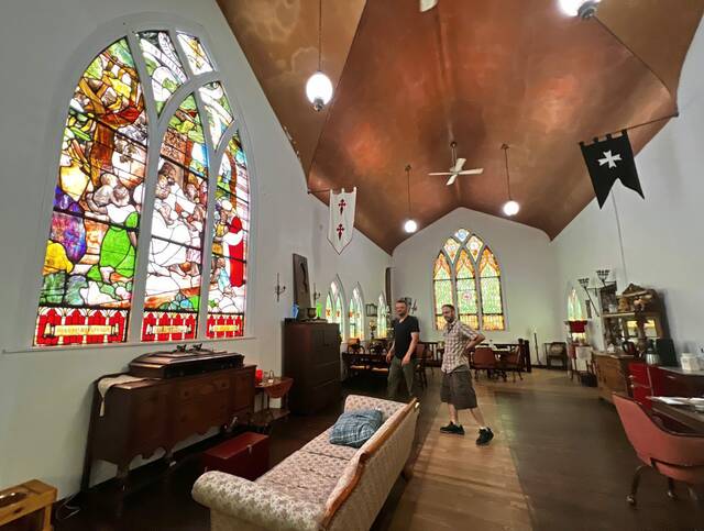 6272461_web1_vnd-OldParsonage-060723-12