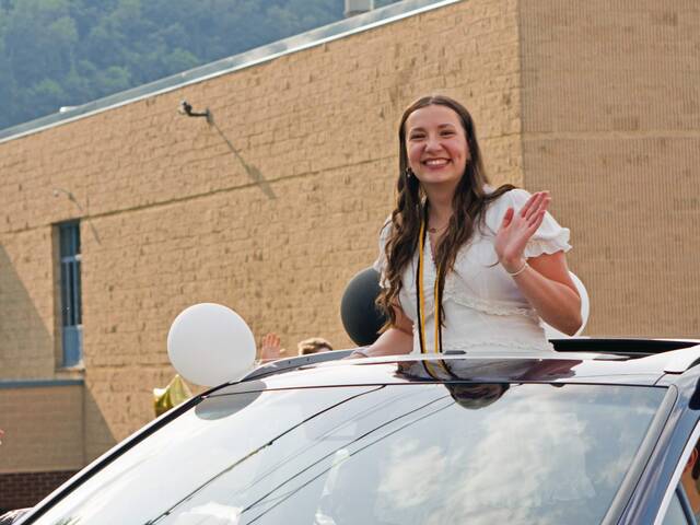 6275402_web1_pal-riverviewgraduation-061523-13