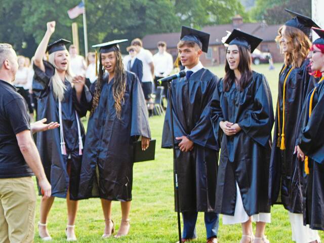 6275402_web1_pal-riverviewgraduation-061523-17