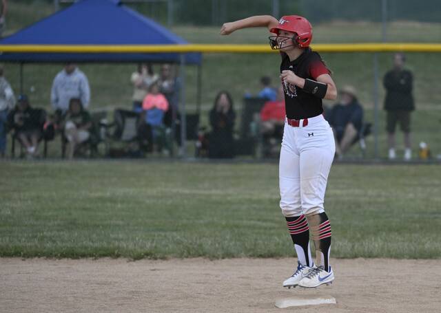 Elizabeth Forward avenges WPIAL playoff loss, stops Belle Vernon in PIAA quarters