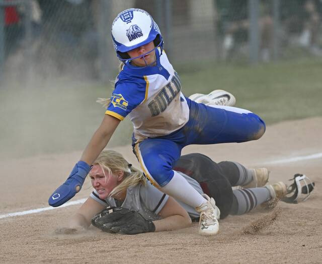 Chartiers-Houston playoff run ended by District 6 champ Claysburg-Kimmel