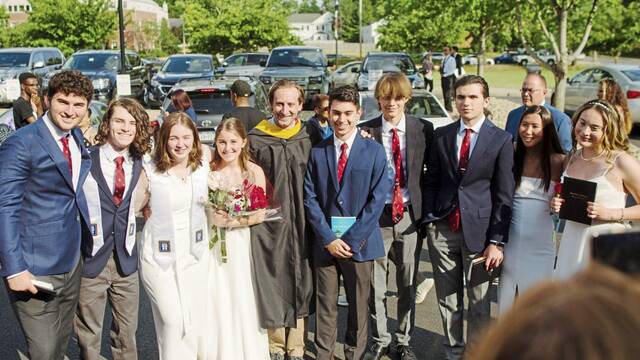 6288628_web1_sew-academygraduation-062223-13