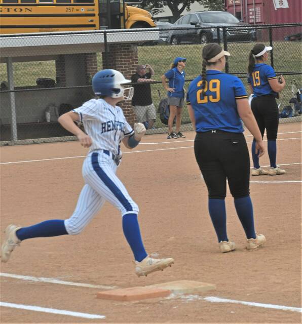 Hempfield softball notebook: Freshman Lauren Howard scoring runs at record pace