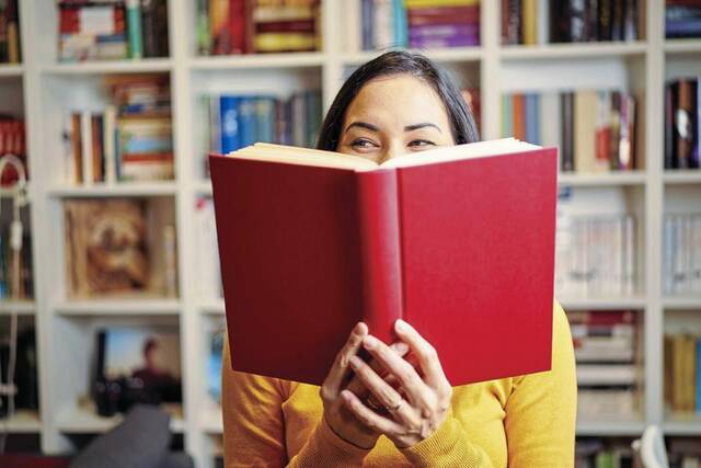 6290220_web1_ReadingBook 6290220_web1_ReadingBook