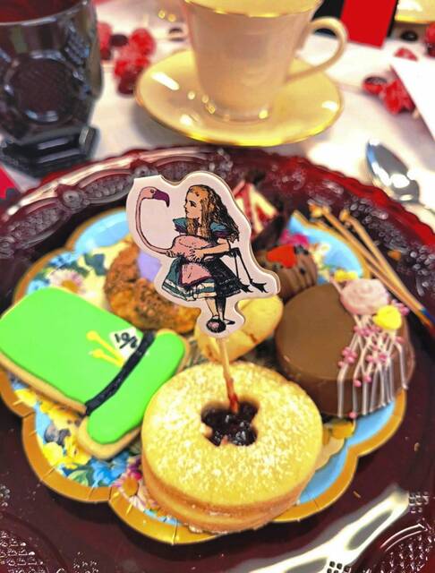 6290645_web1_te-teaparty-062223-7