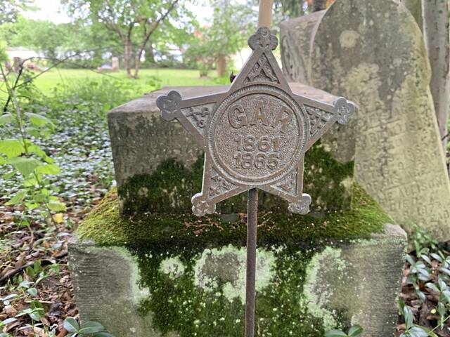 6294321_web1_naj-HerrChapelCemetery-062923--3-