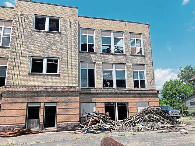 6298816_web1_gtr-blairsvilleincident