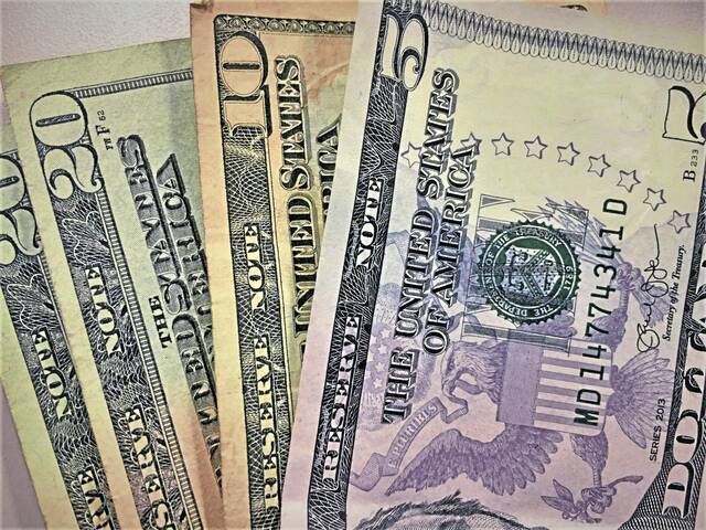6304733_web1_WEB-money