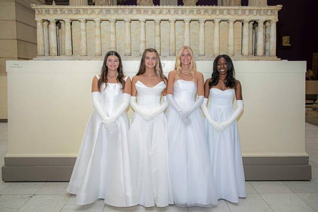 6314948_web1_PTR-Cinderella-2