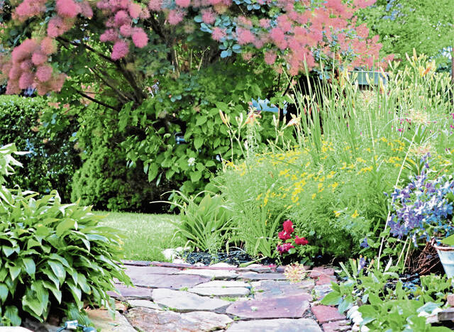 6318097_web1_nj-WexfordGardenTour2-062421