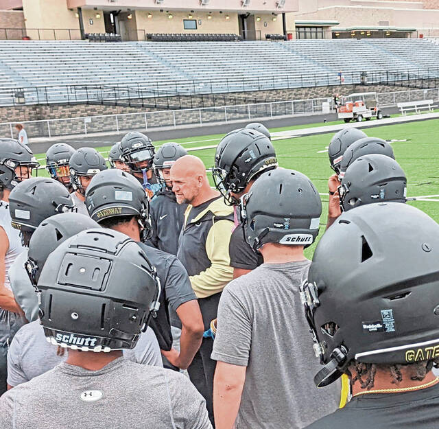 Gateway football players put focus on individual improvement during offseason workouts