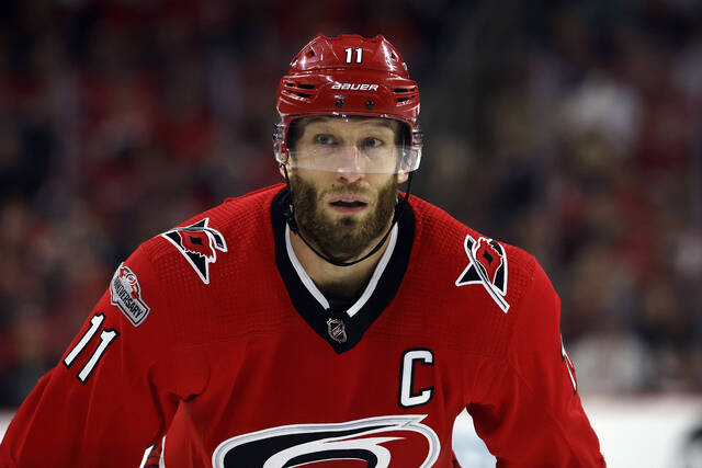 Hurricanes re-sign Jordan Staal to a 4-year, $11.6 million contract