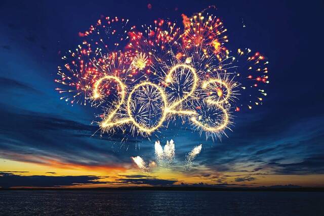 6315220_web1_2023-Fireworks