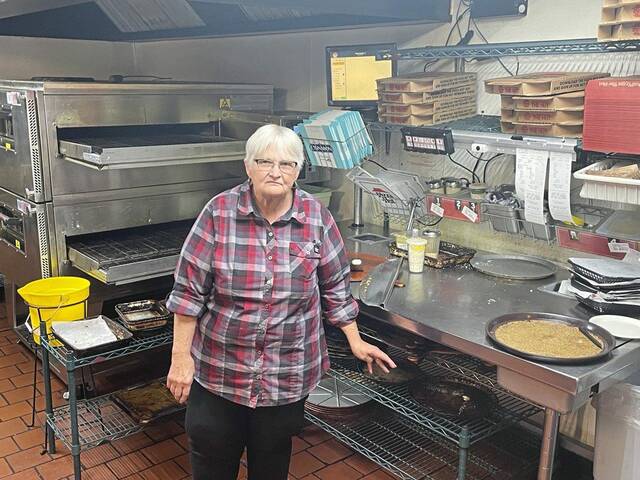 6324566_web1_vnd-pizzahut1