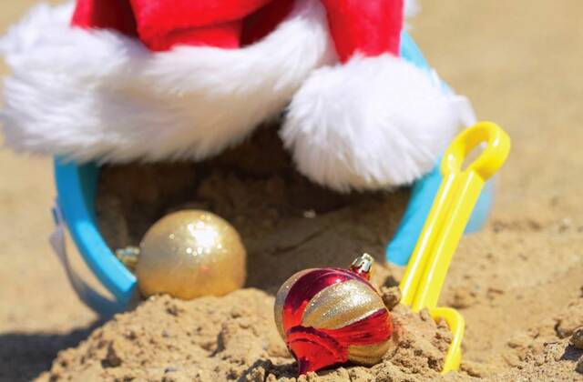 6333334_web1_Christmas-In-July