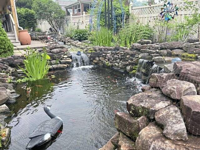 6336408_web1_PTR-GardenTours-Shaler-4