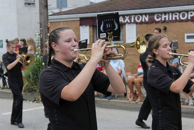 6352160_web1_gtr-LO-LatrobeParade-070523--8-