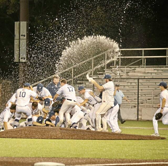 6355575_web1_NAJ-PSUbaseball4-071323