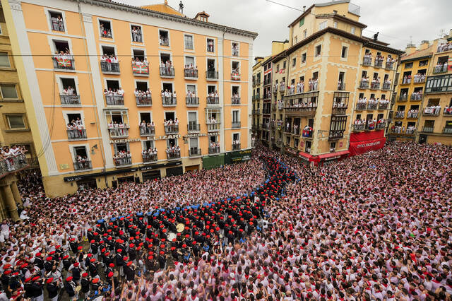 Spain's Running of the Bulls fills streets after 2-year COVID