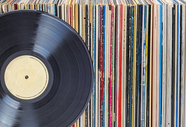 6358683_web1_web-music2