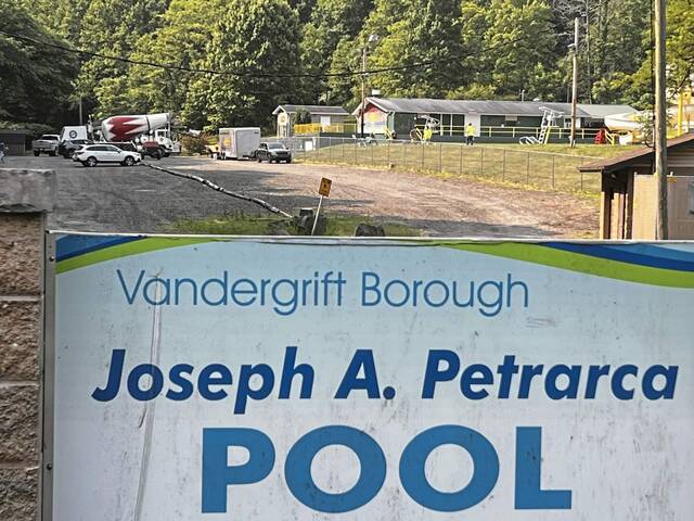 6362919_web1_vnd-VandyPool-060723-4