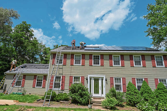 6369289_web1_gtr-SolarHomes101-071623