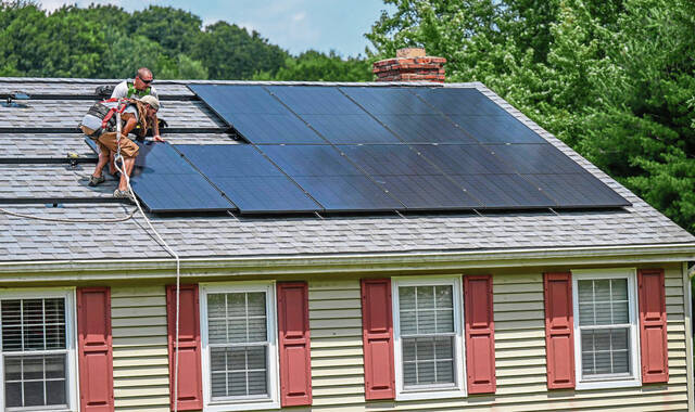 6369289_web1_gtr-SolarHomes102-071623