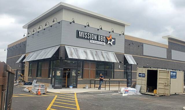6373494_web1_ptr-MissionBBQMonroe-071323