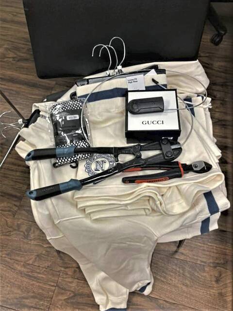 Slide 
													
													4