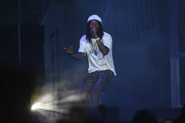 Photos: Pittsburgh's Wiz Khalifa, Snoop Dogg perform sold-out show at Star  Lake