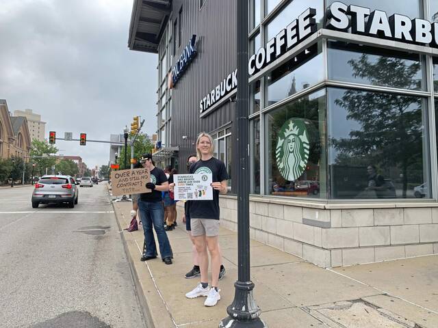 6399463_web1_ptr-StarbucksStrike-072123--1-