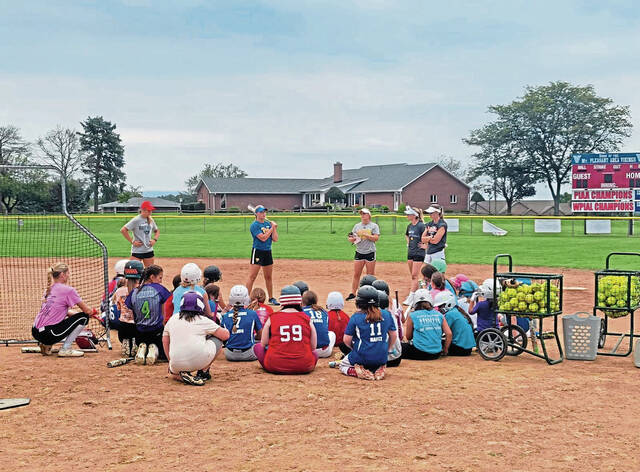 Westmoreland County softball players offer knowledge, experience to youths during clinics, lessons