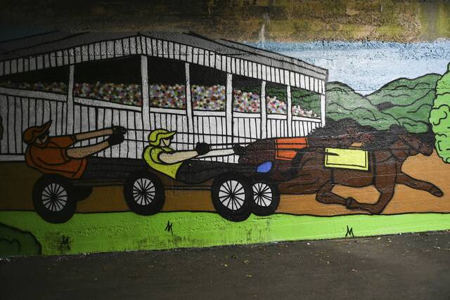 6391401_web1_gtr-muraldone004