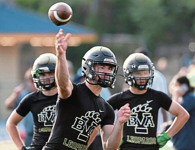 Belle Vernon’s large senior class focused on going out with more championship hardware