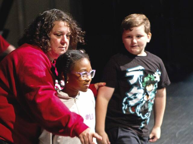 6438595_web1_te-gatewaytheatercamp-081023-8