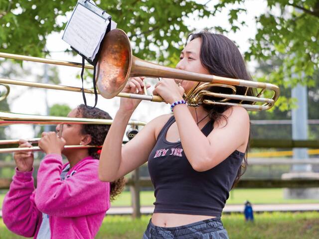 6443399_web1_hj-bandpractice-081023-4