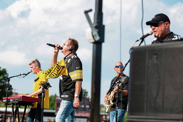 6446338_web1_gtr-steelersfest2-080523