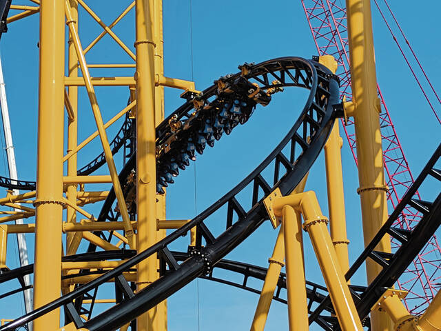6452378_web1_kennywood2
