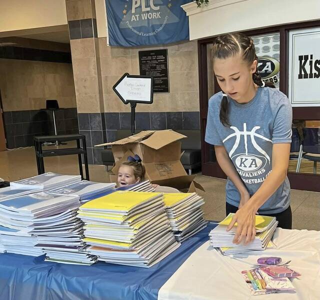 6459332_web1_vnd-backpackbash-081023-3