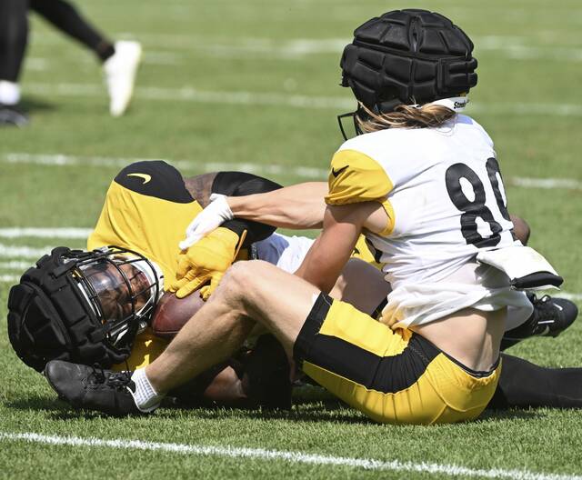 6460110_web1_ptr-Steelers17-081023
