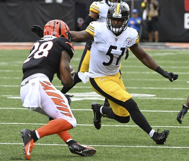 6462380_web1_ptr-Steelers02-091522