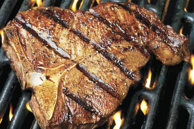 6489977_web1_T-Bone-Steak