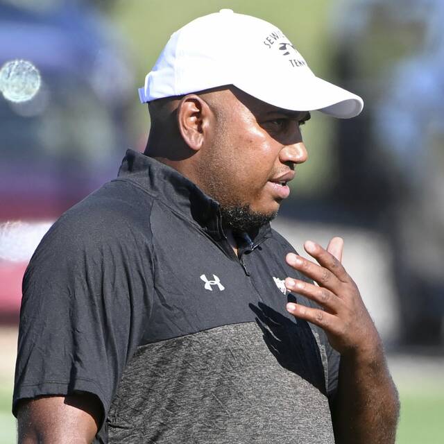 New coach takes over Pine-Richland girls soccer team with young, talented roster